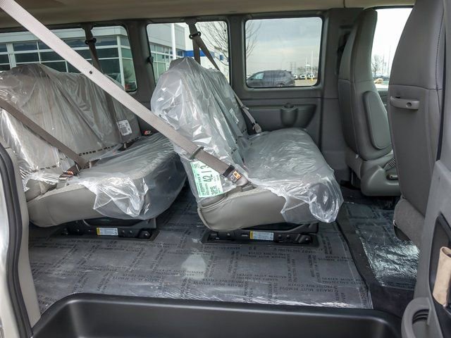 New 2025 Chevrolet Express 3500 LT w/ LT Preferred Equipment Group RWD image 9