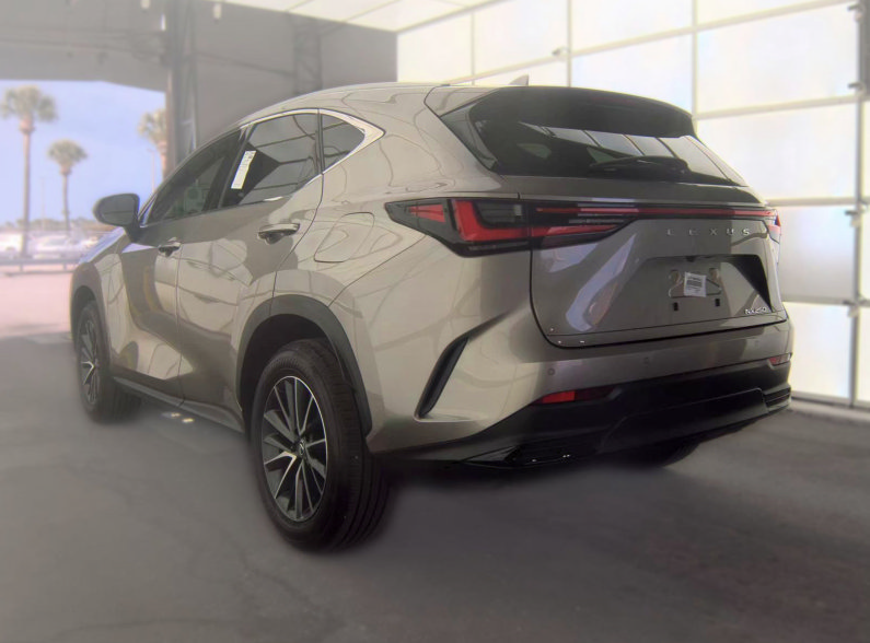 Used 2025 Lexus NX 250 FWD w/ Accessory Package (K3) image 5