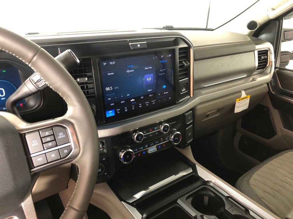 New 2026 Ford F250 Platinum w/ Platinum Plus Package AWD/4WD image 2