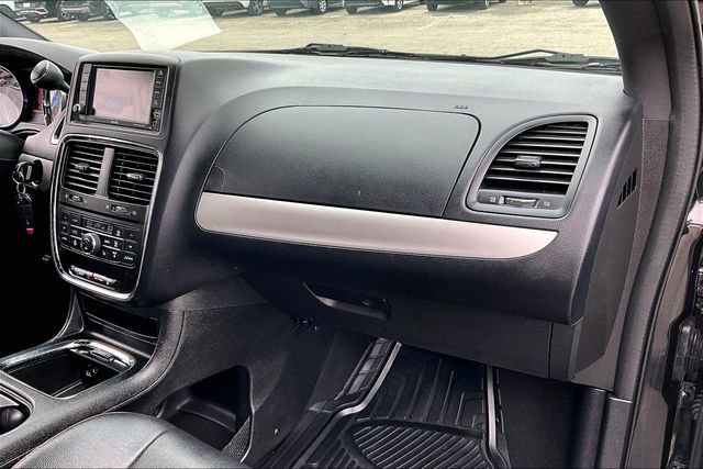 Used 2018 Dodge Grand Caravan GT image 21