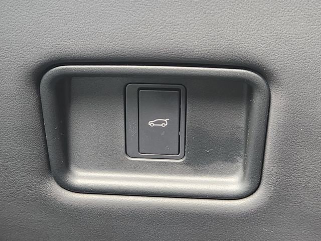 Used 2024 Land Rover Range Rover Long Wheelbase SE AWD/4WD image 21