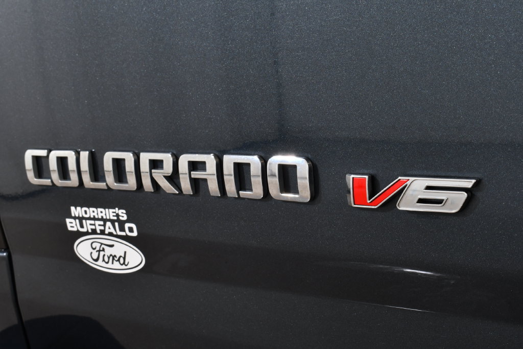Used 2019 Chevrolet Colorado Z71 AWD/4WD image 22