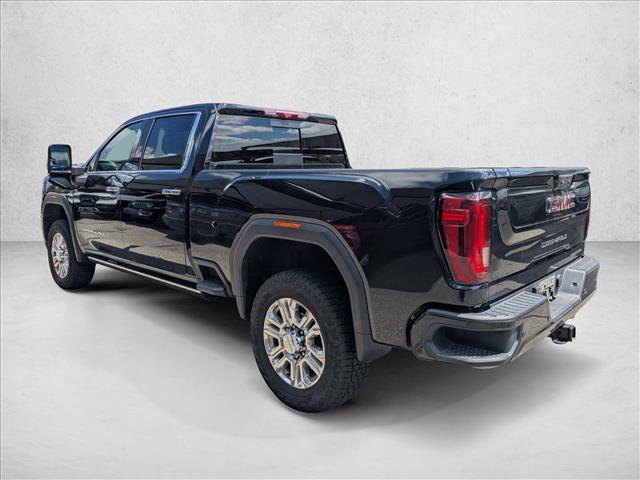 Used 2023 GMC Sierra 2500 Denali w/ Denali Black Diamond Edition AWD/4WD image 7