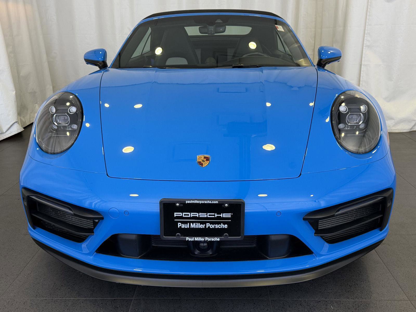 Certified 2023 Porsche 911 Carrera GTS image 6