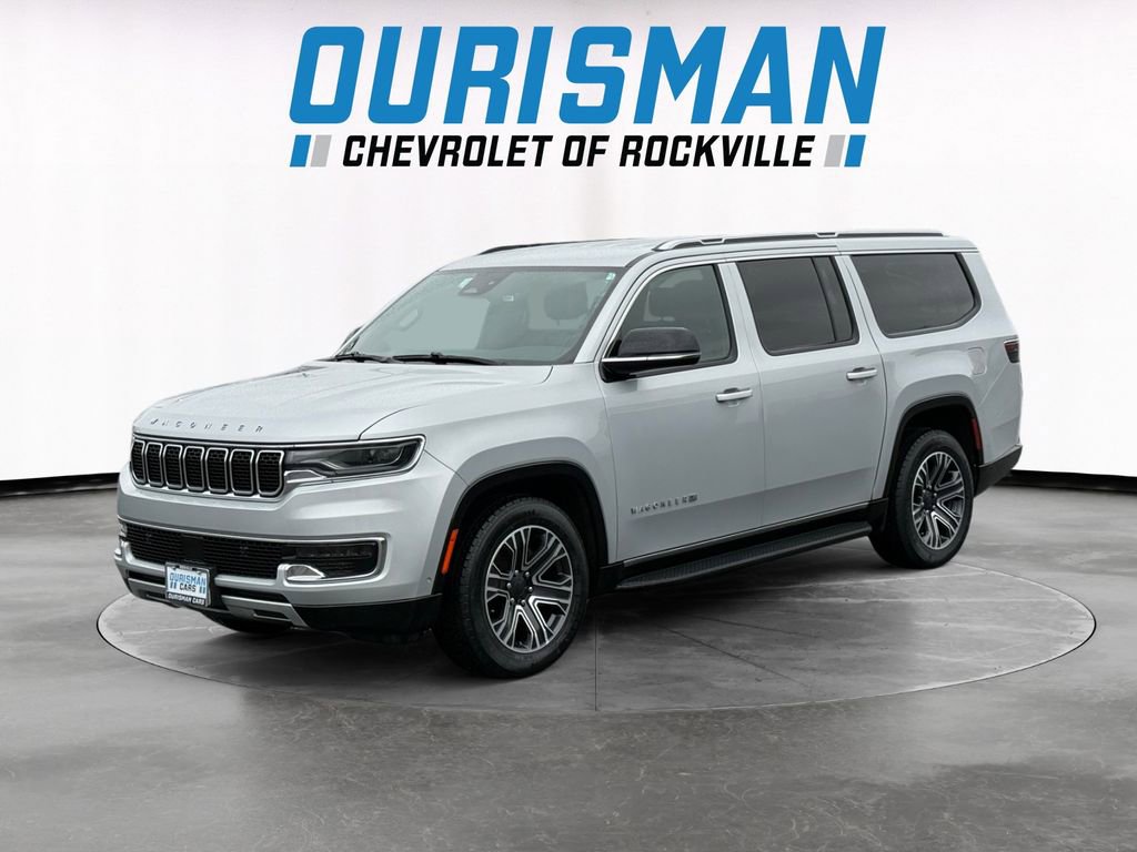 Used 2024 Jeep Wagoneer L Series II w/ Flexible Seating Group image 2