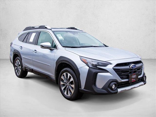 Used 2025 Subaru Outback Touring XT AWD/4WD image 3