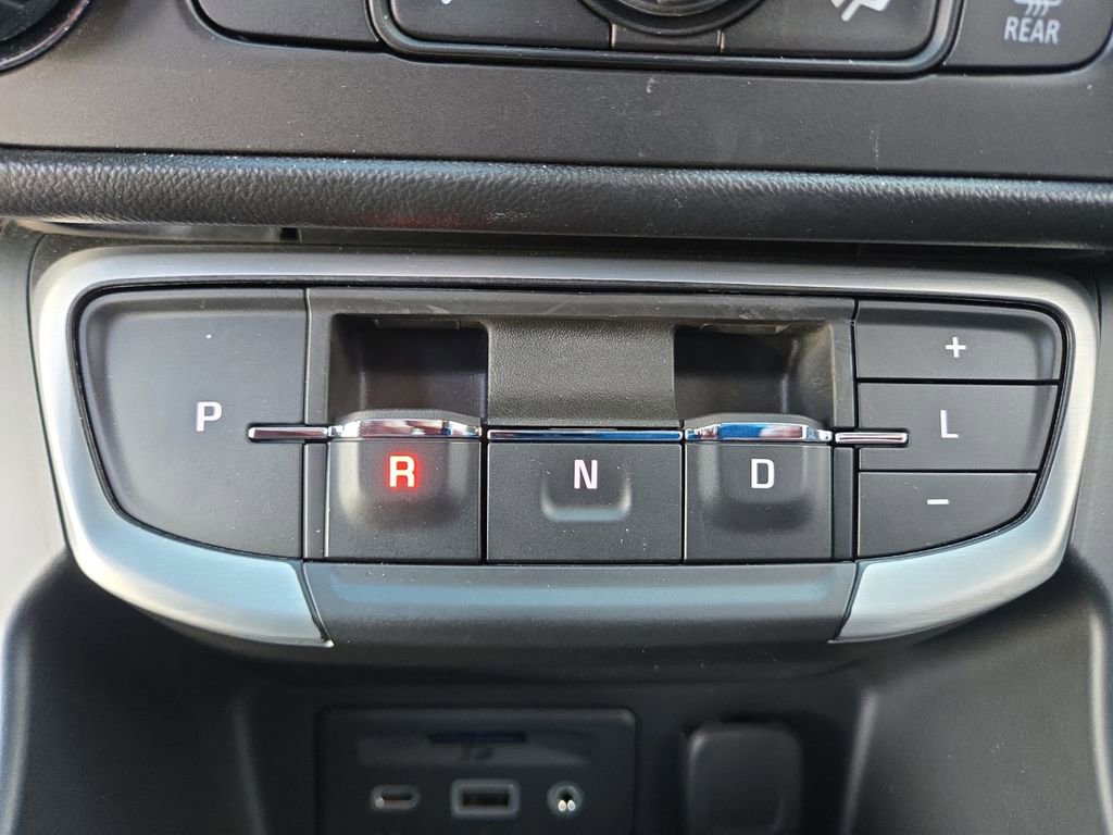 Used 2022 GMC Terrain SLT image 29