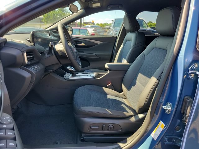 New 2026 Buick Envista Sport Touring w/ Convenience I Package FWD image 12