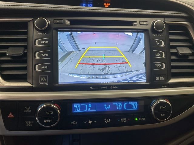 Used 2018 Toyota Highlander Limited image 13