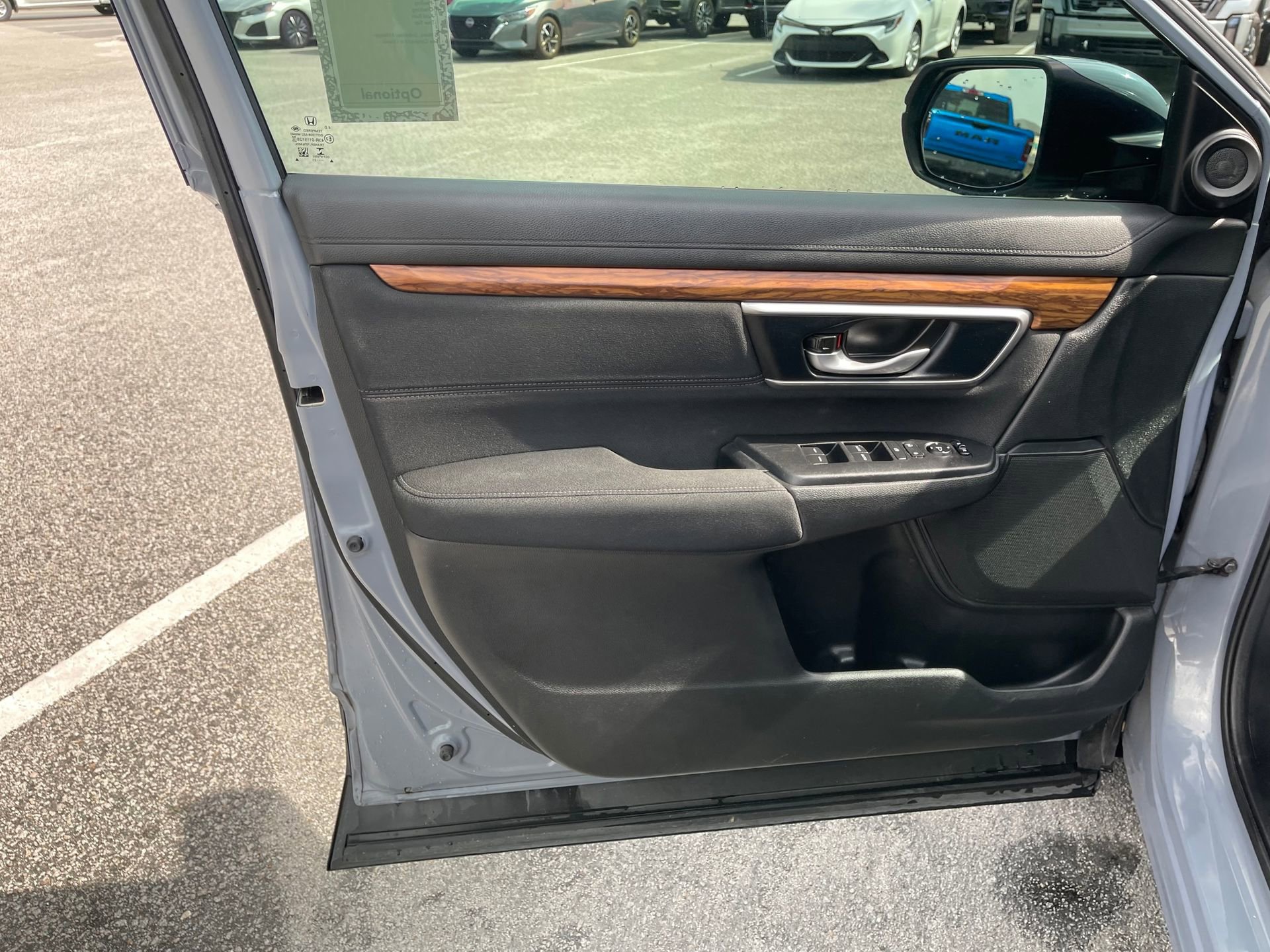 Used 2021 Honda CR-V EX image 11