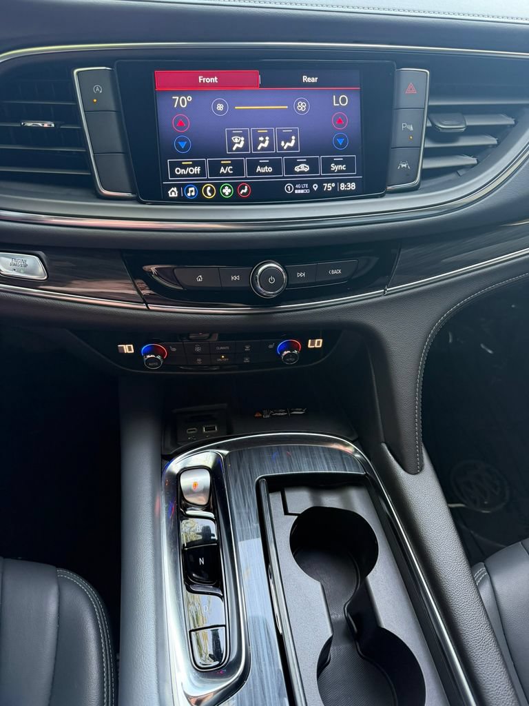 Used 2024 Buick Enclave Essence FWD image 14