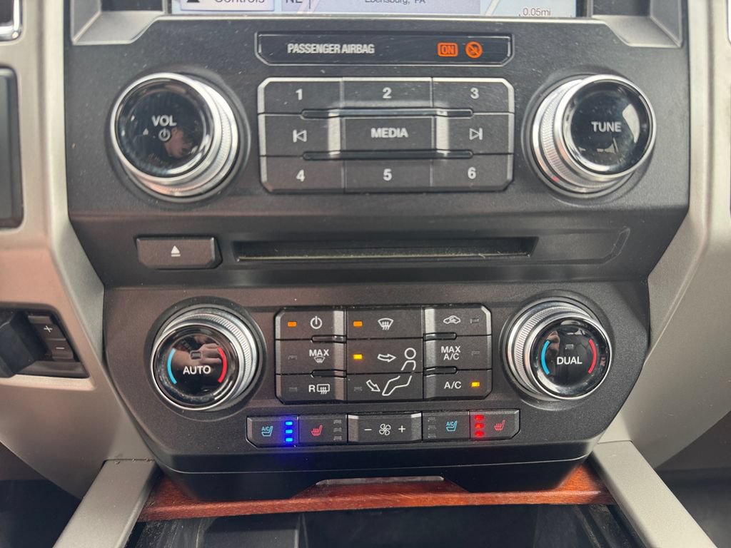 Used 2017 Ford F250 King Ranch w/ King Ranch Ultimate Package AWD/4WD image 25