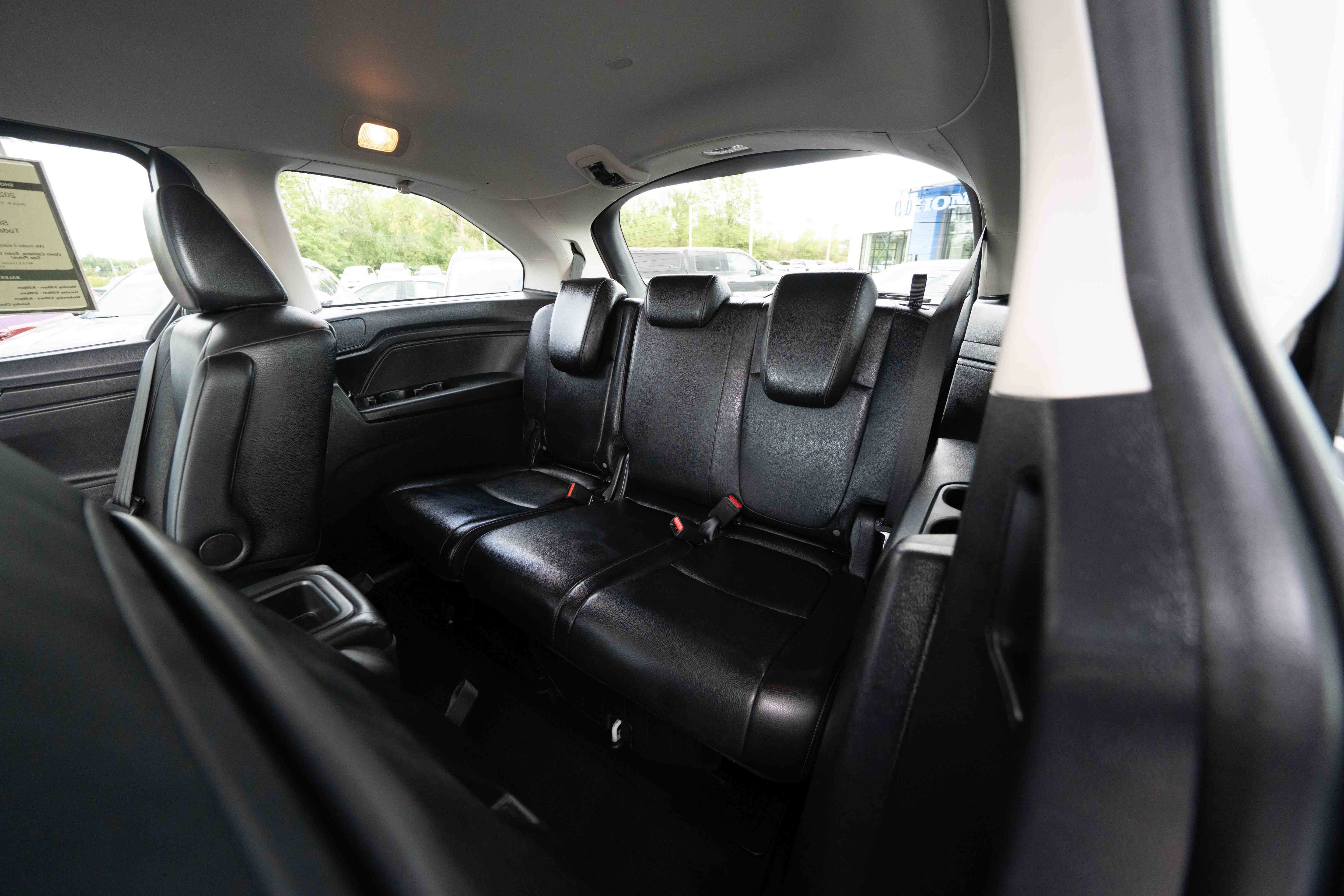 Used 2025 Honda Odyssey EX-L image 24
