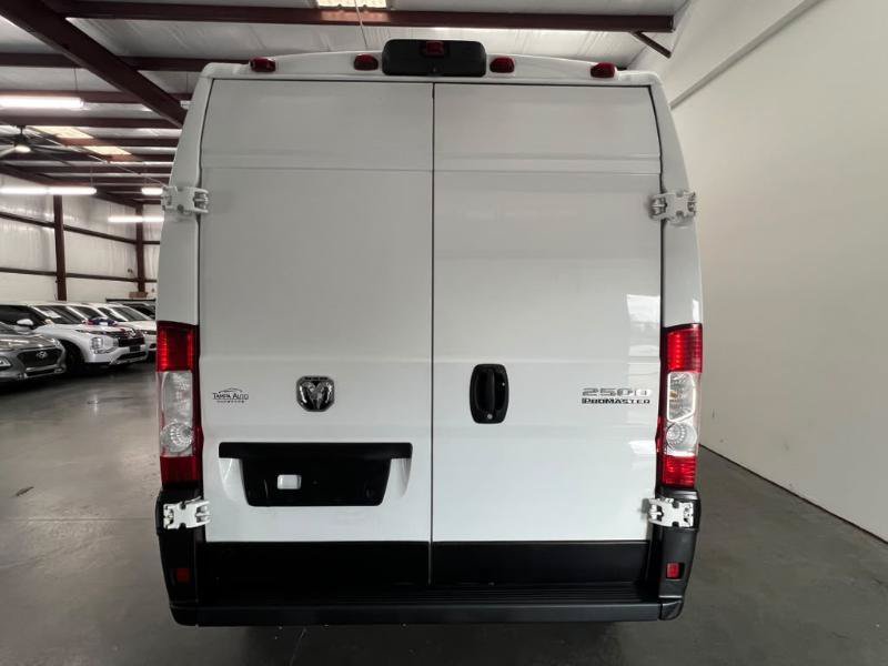 Used 2023 RAM ProMaster 2500 FWD image 6