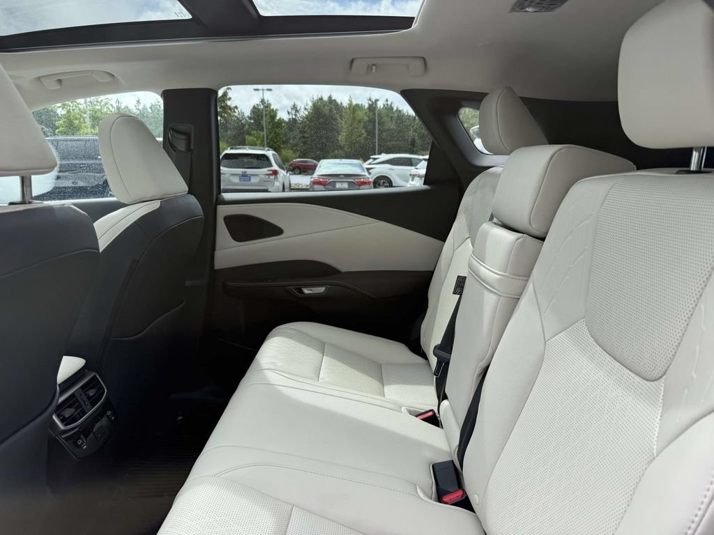 Used 2025 Lexus RX 350 Premium Plus w/ Convenience Package AWD/4WD image 18