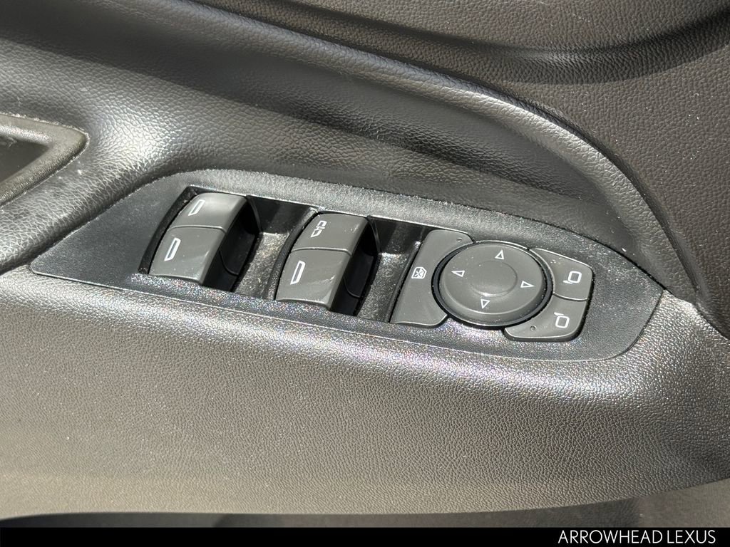 Used 2018 Chevrolet Equinox Premier FWD image 26