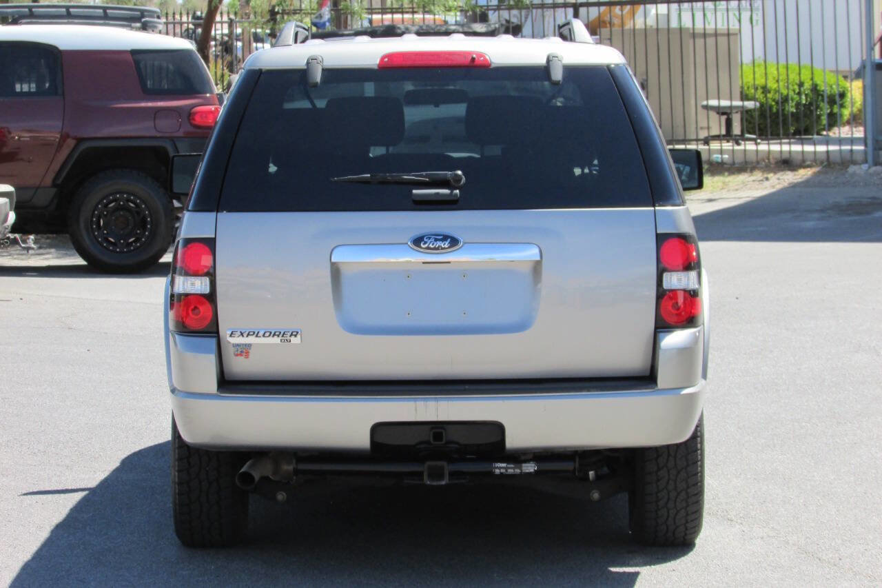 Used 2008 Ford Explorer XLT RWD image 5