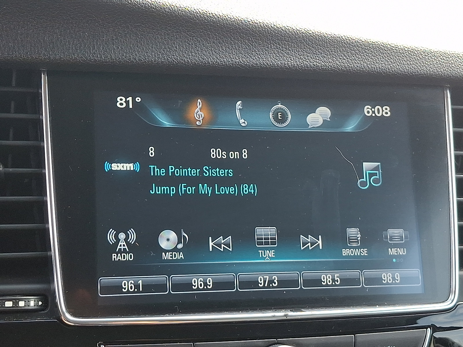 Used 2017 Buick Encore Preferred FWD image 16