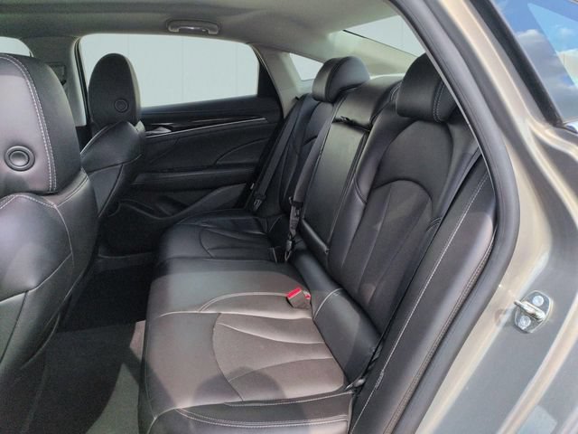 Used 2017 Buick LaCrosse Premium w/ Driver Confidence Package #2 FWD image 29