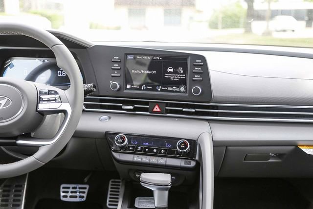 New 2026 Hyundai Elantra Sport FWD image 13