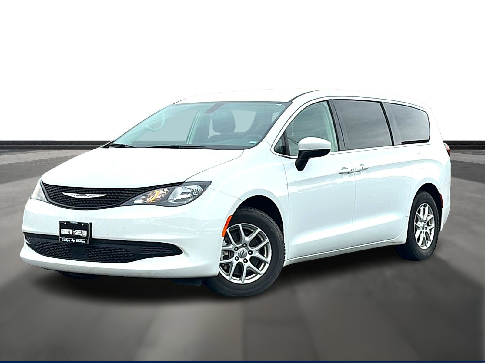 Used 2022 Chrysler Voyager LX FWD image 1