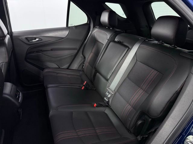 Used 2022 Chevrolet Equinox RS w/ Infotainment Package image 16