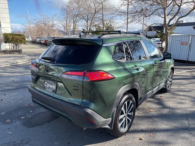Used 2025 Toyota Corolla Cross XLE image 8
