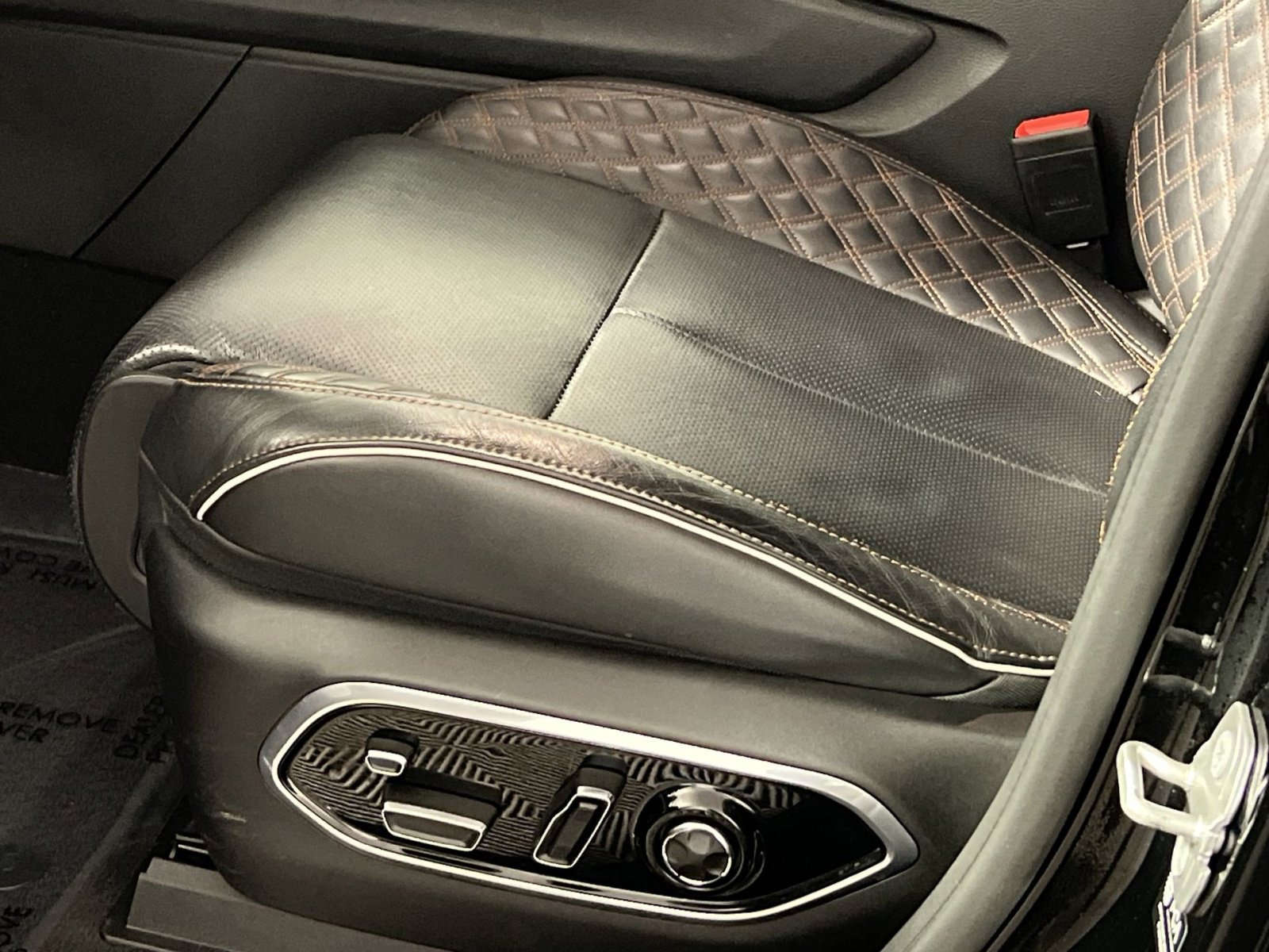 Used 2023 Jeep Grand Cherokee L Summit w/ Advanced Protech Group IV image 14