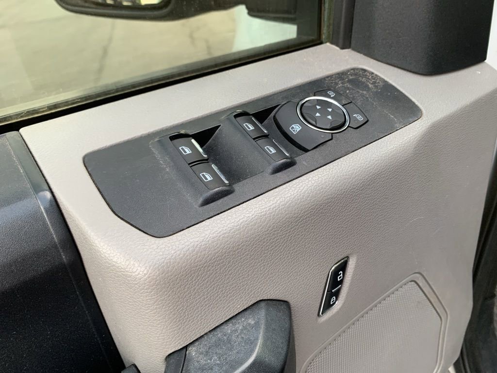 Used 2019 Ford F250 XL w/ Power Equipment Group image 21
