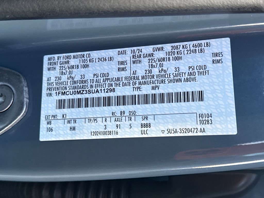 Used 2025 Ford Escape ST-Line w/ Equipment Group 301A image 31