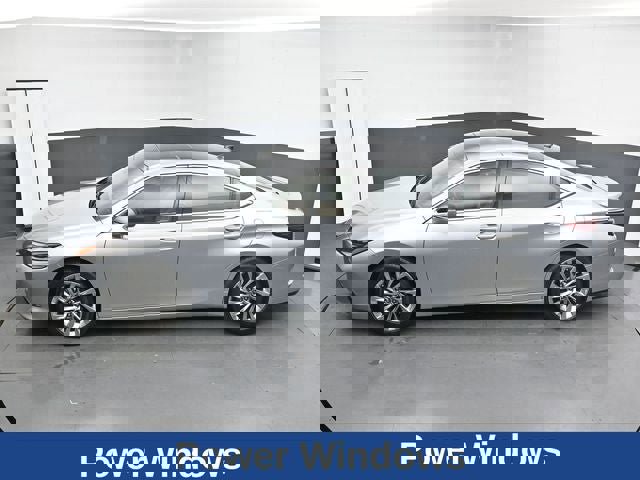 Used 2022 Lexus ES 350 Ultra Luxury w/ Accessory Package image 21