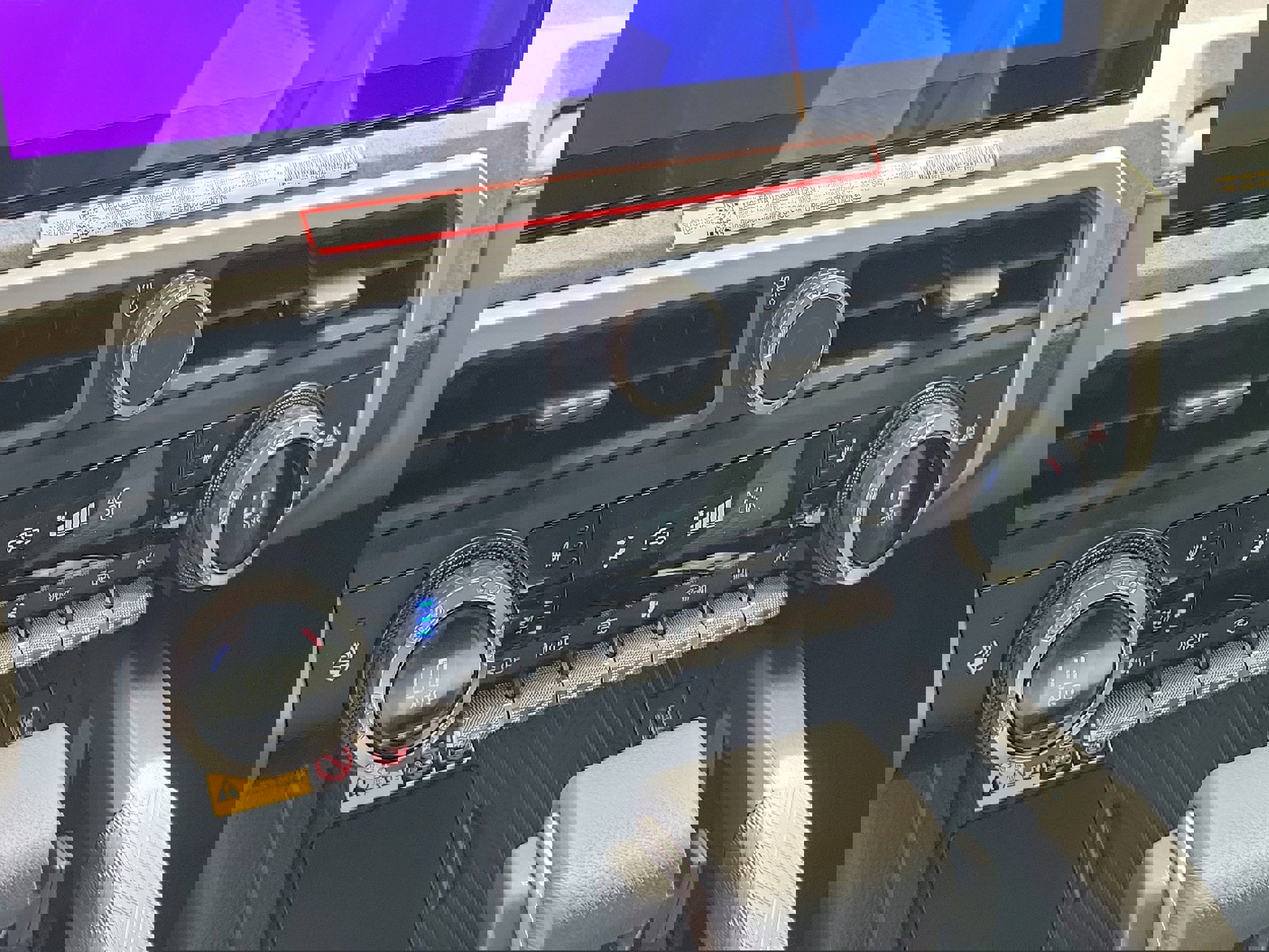 New 2025 Toyota Tacoma Trailhunter image 24