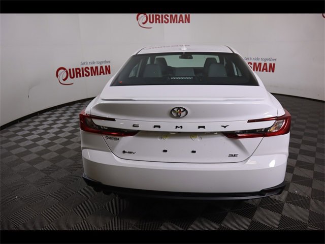 Used 2026 Toyota Camry SE image 8