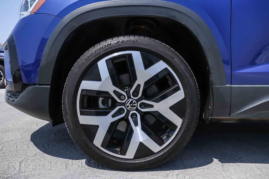 Used 2022 Volkswagen Taos SEL AWD/4WD image 11