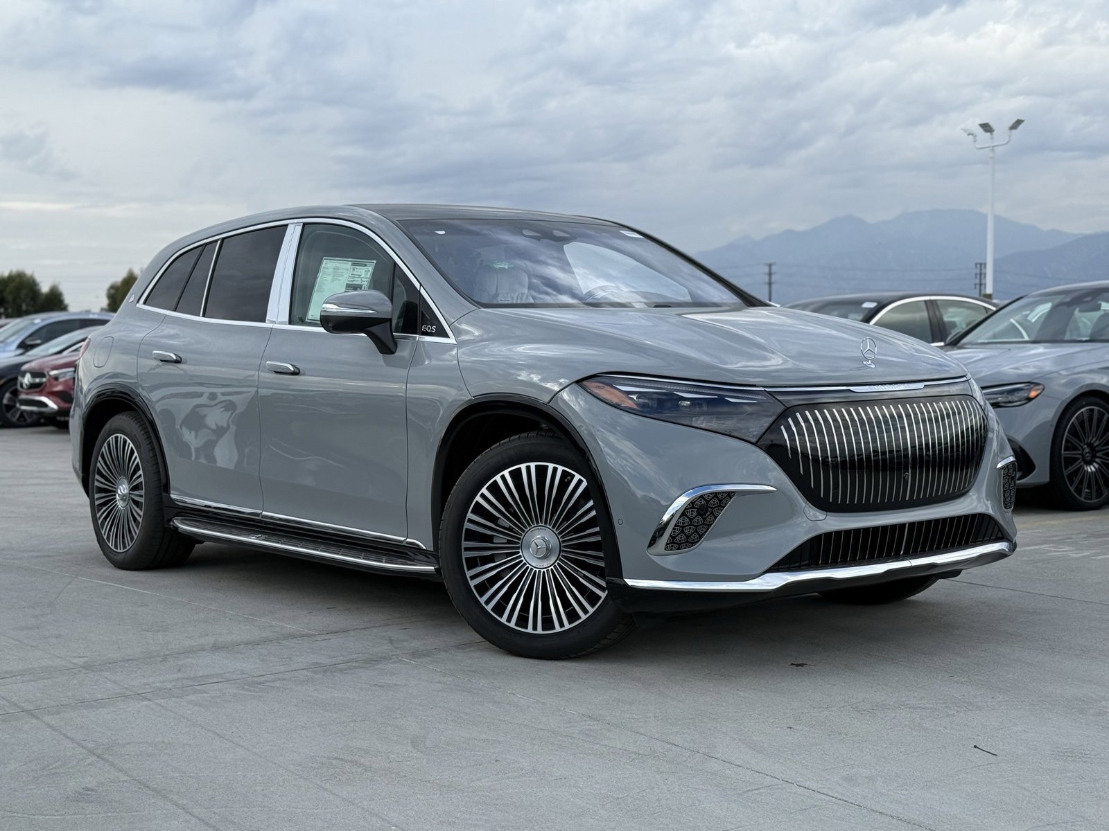 New 2025 Mercedes-Benz Maybach EQS 680 4MATIC image 2