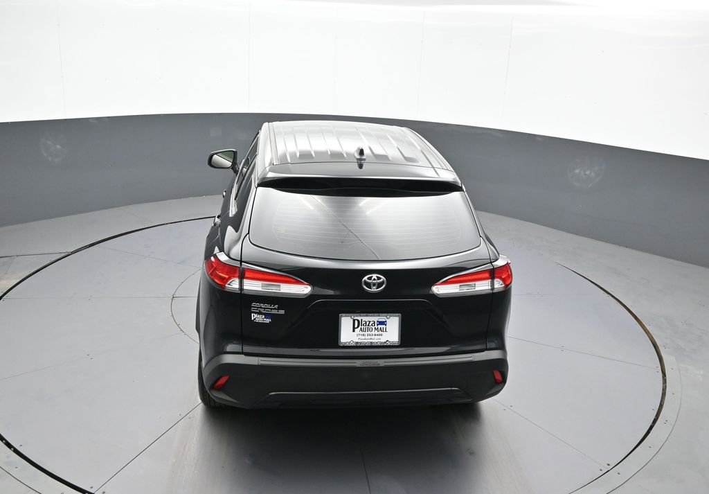 Certified 2025 Toyota Corolla Cross L image 38