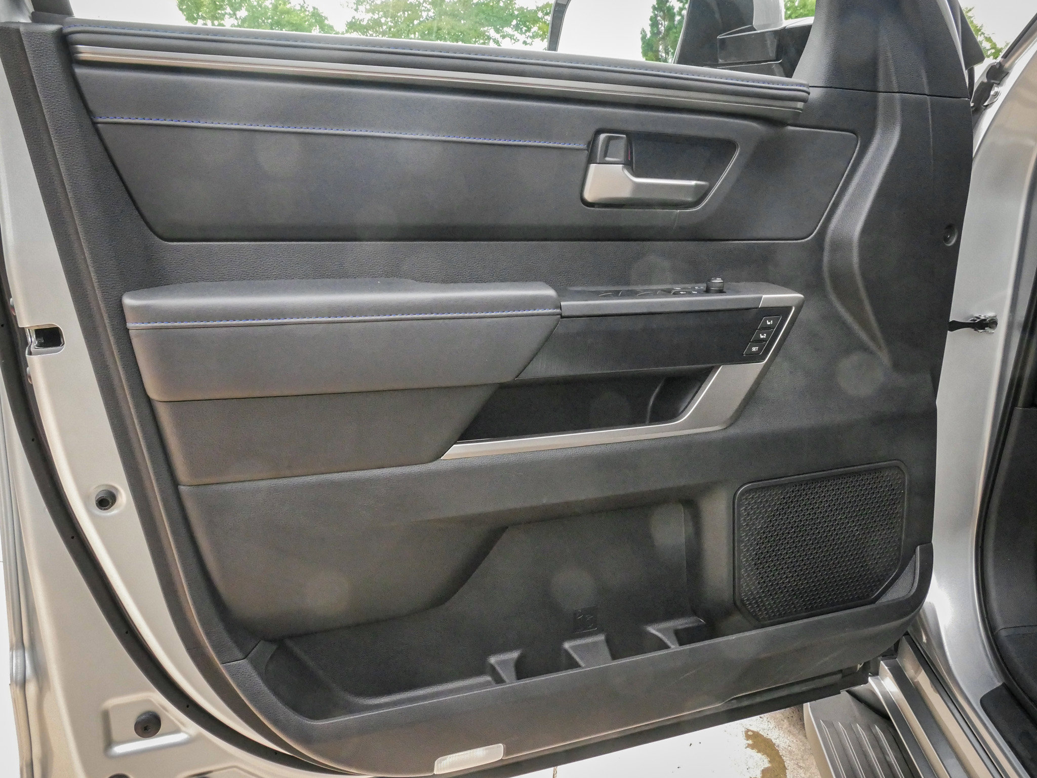 Used 2026 Toyota Sequoia Platinum AWD/4WD image 14