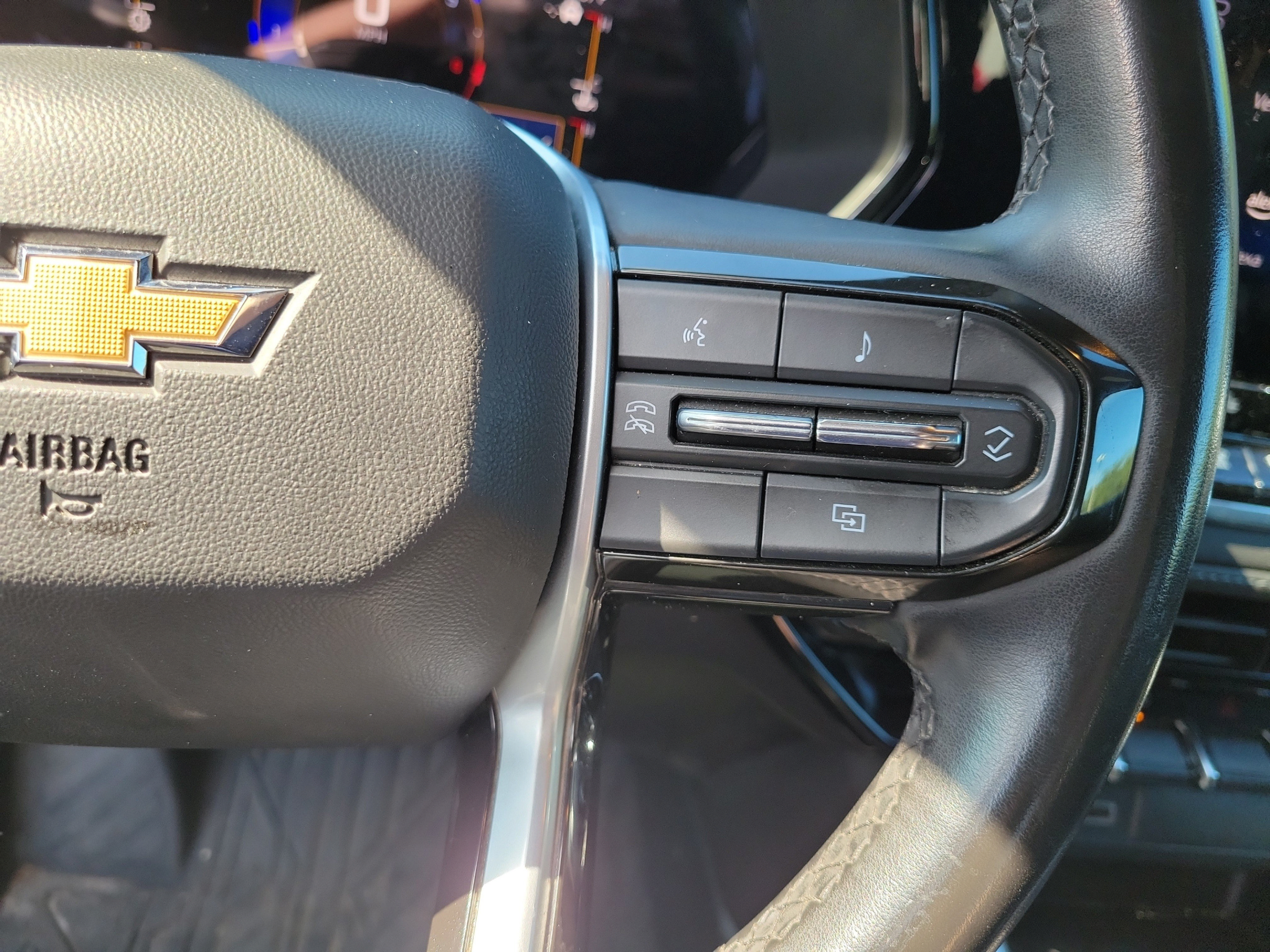 Used 2023 Chevrolet Colorado LT w/ LT Convenience Package II RWD image 22