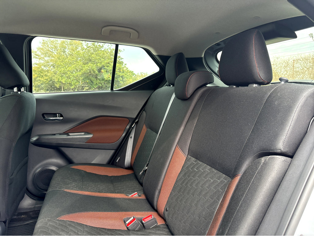 Used 2024 Nissan Kicks SR image 18