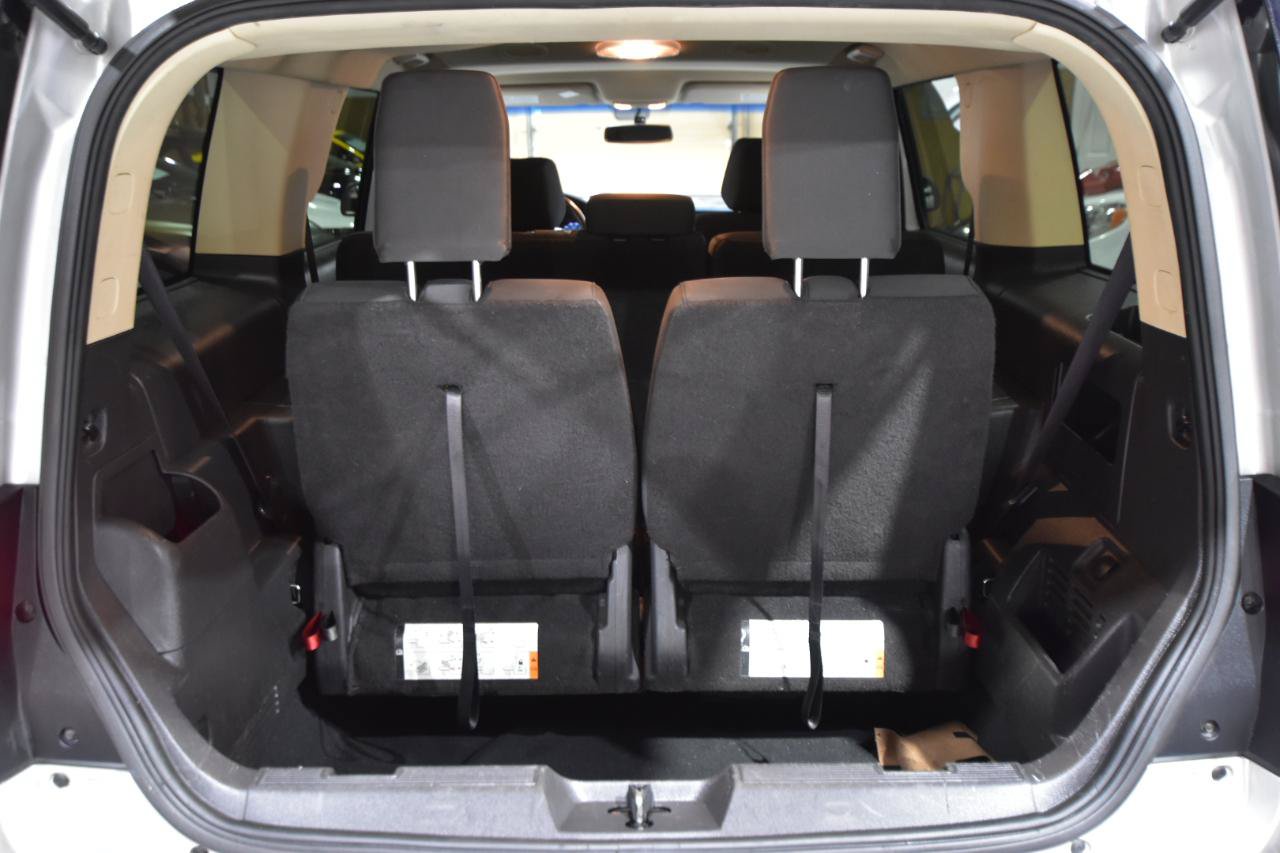 Used 2018 Ford Flex SE FWD image 35