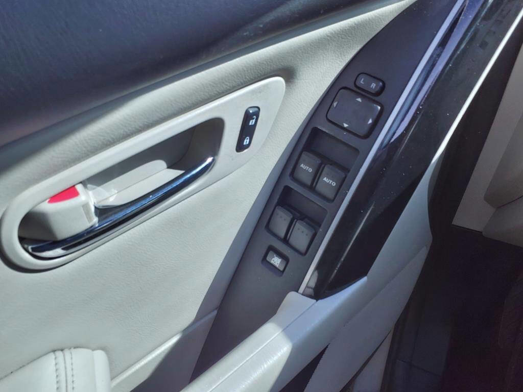 Used 2011 MAZDA CX-9 Touring image 9