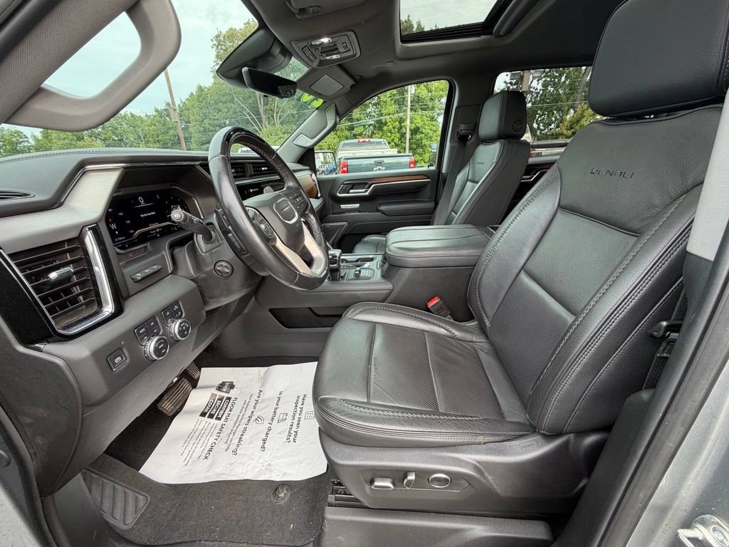 Used 2025 GMC Sierra 1500 Denali w/ Technology Package AWD/4WD image 10