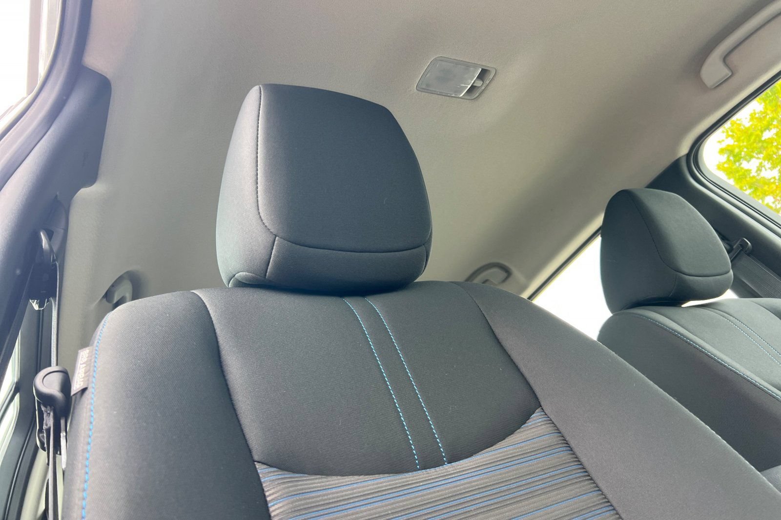Certified 2025 Nissan Leaf S FWD image 19