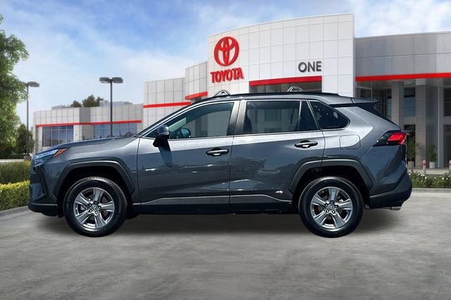 Certified 2024 Toyota RAV4 LE AWD/4WD image 9