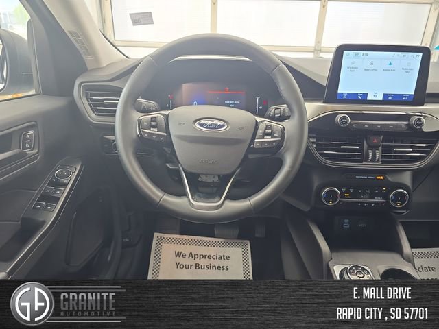 Used 2023 Ford Escape Active AWD/4WD image 14