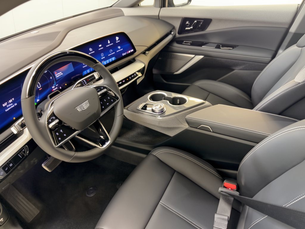 New 2027 Cadillac Optiq Sport RWD image 4