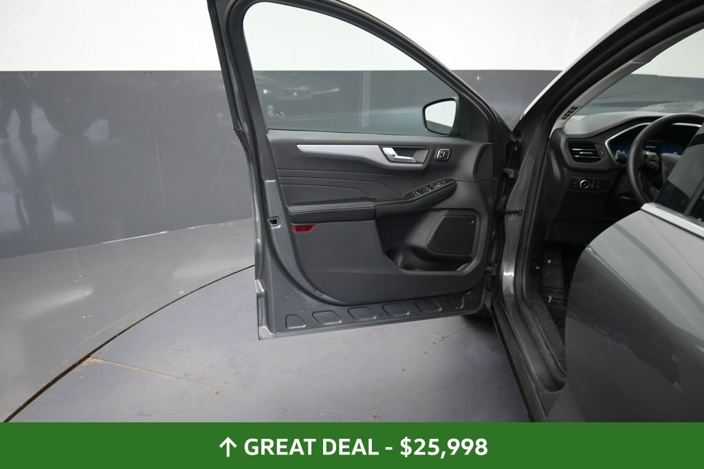 Used 2025 Ford Escape Platinum AWD/4WD image 27