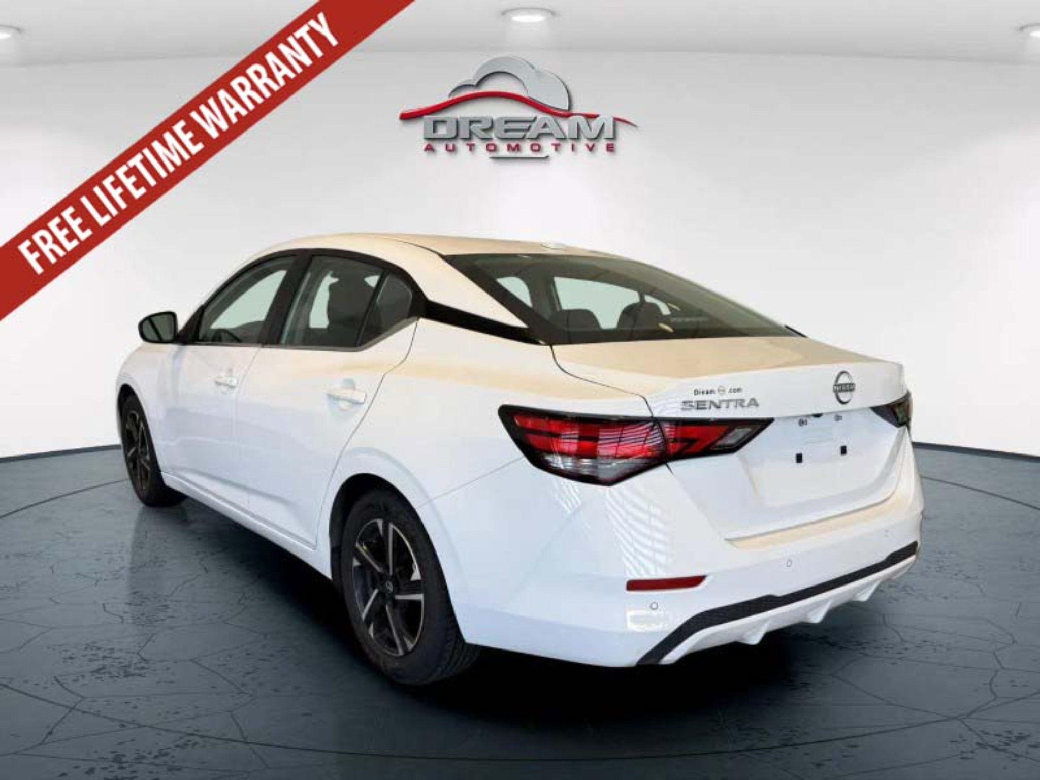 Used 2025 Nissan Sentra SV FWD image 6