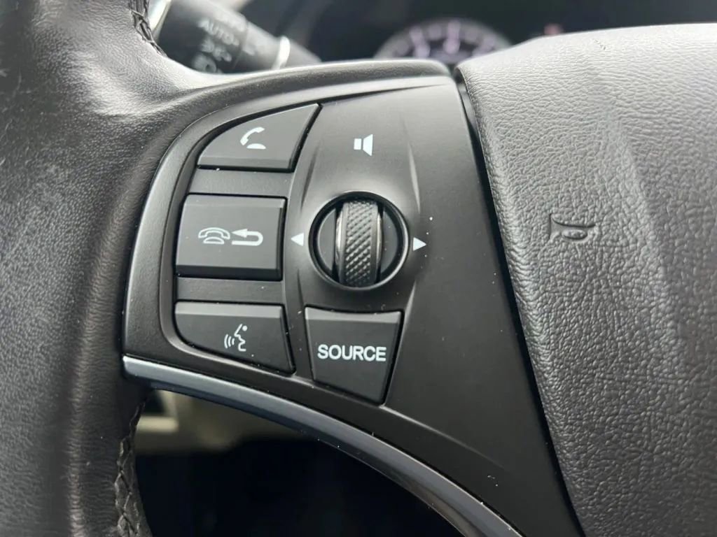 Used 2017 Acura MDX SH-AWD w/ Technology Package image 46