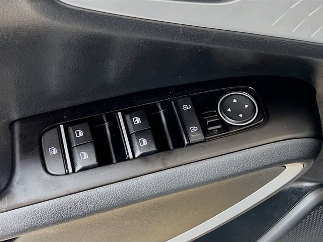 Certified 2022 Kia Soul LX FWD image 17